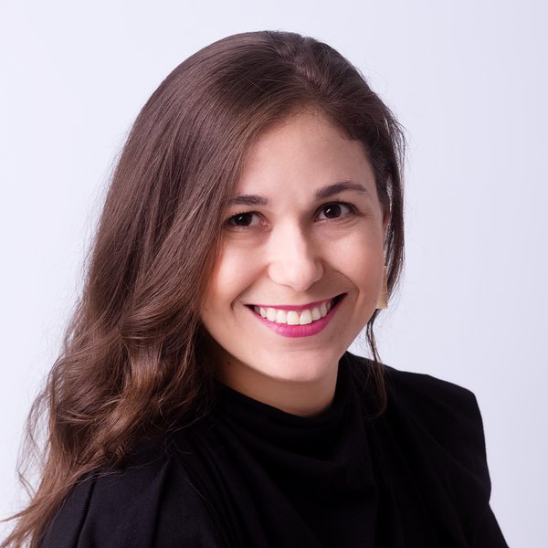 Francielle Marques, fundadora e AI Engineer da ARTIFATO AI